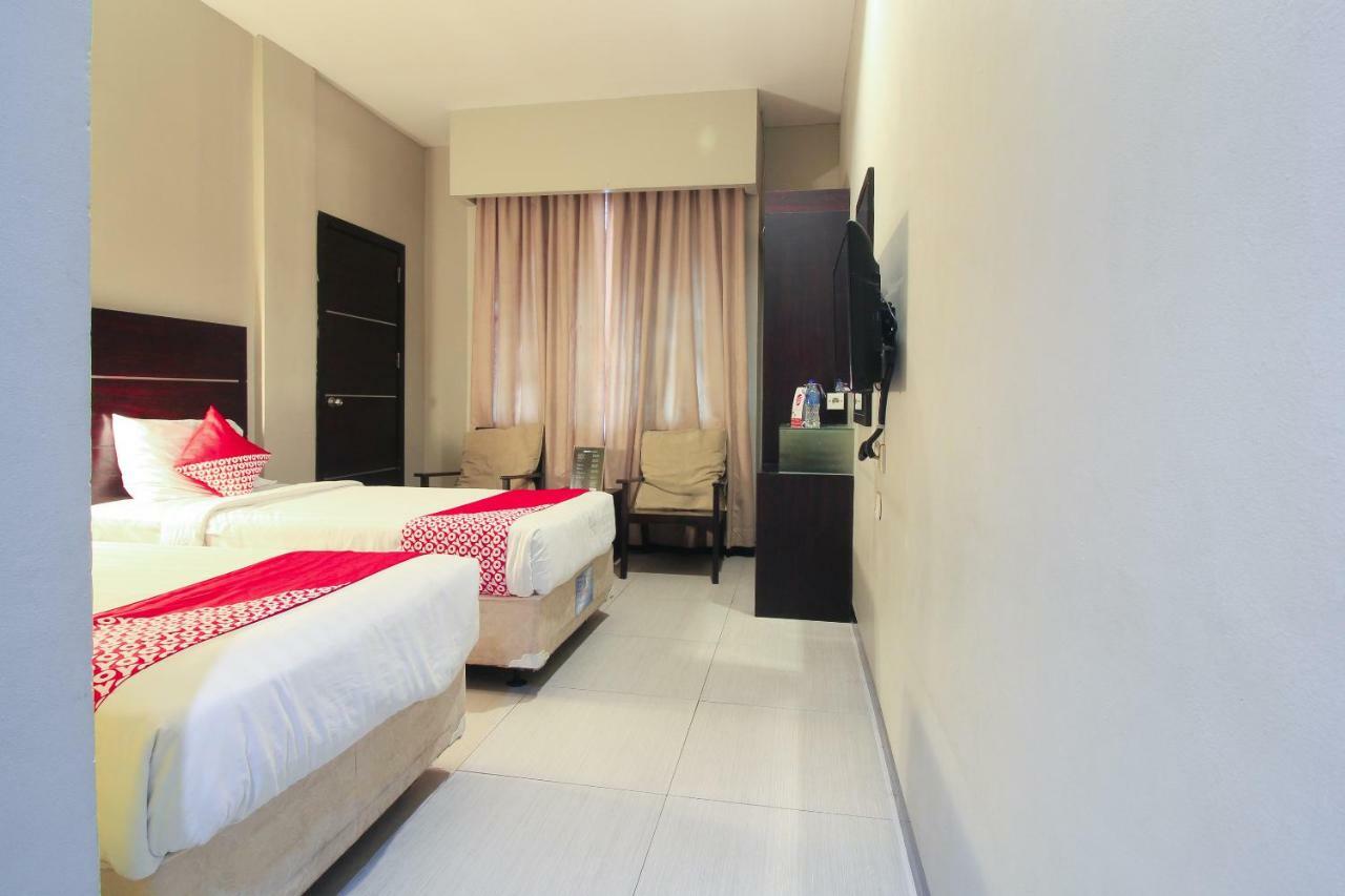 Aston Pekanbaru City Hotel Kültér fotó